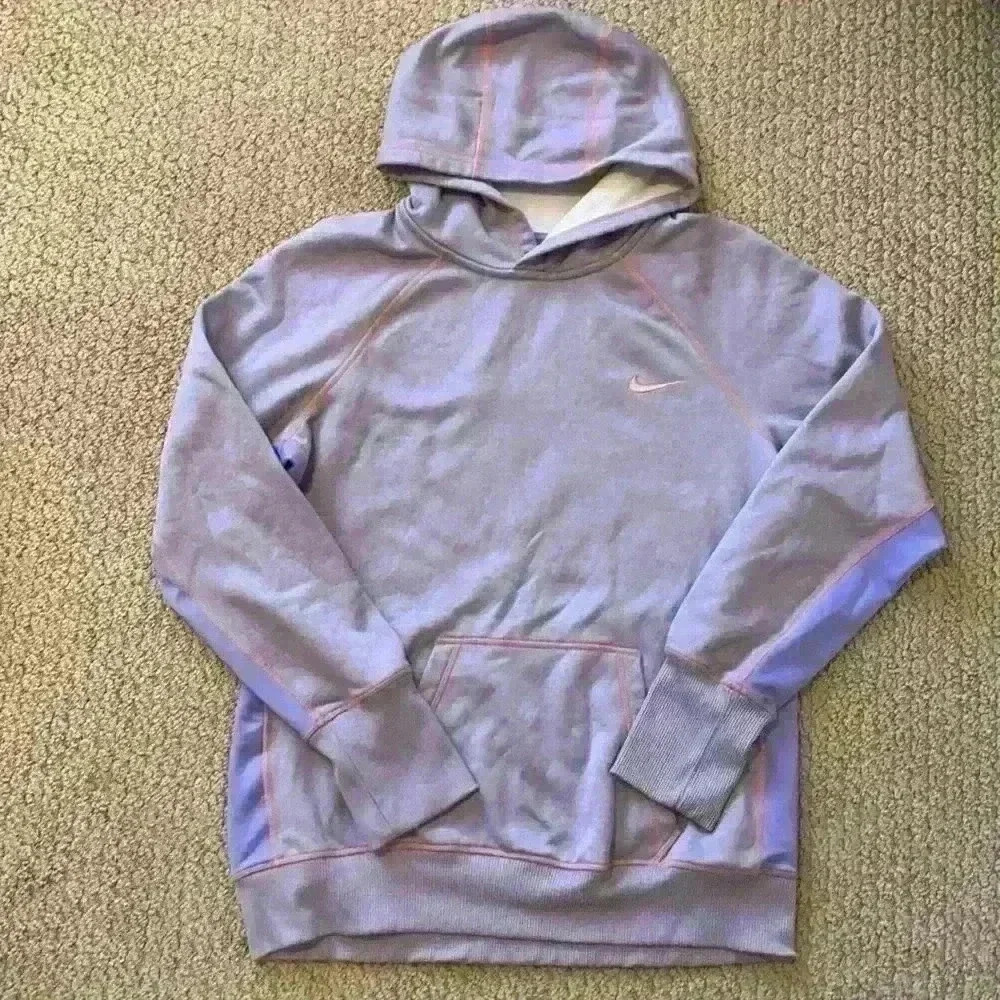 Nike sweatshirt